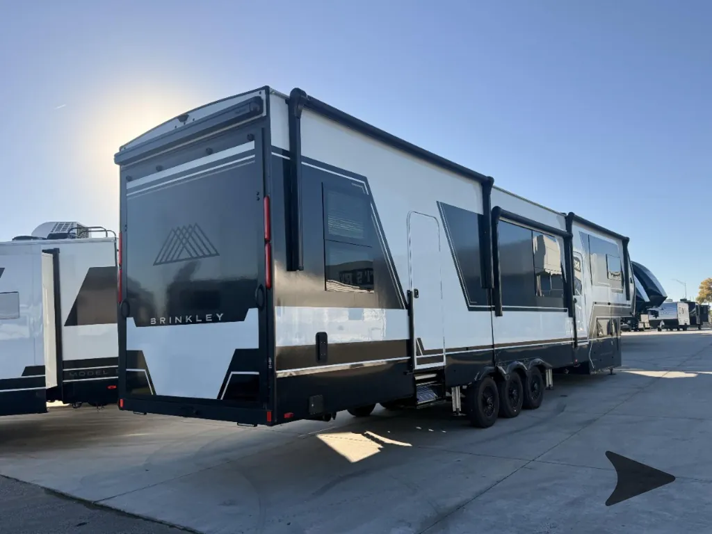 2025 Brinkley Model G 3950, Photos photo 10
