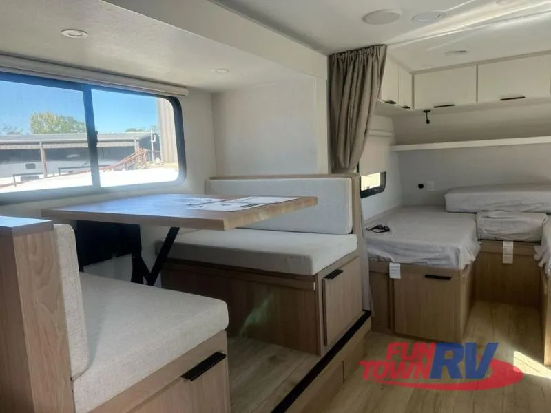 2026 Winnebago Micro Minnie 2108TB - Photo 4