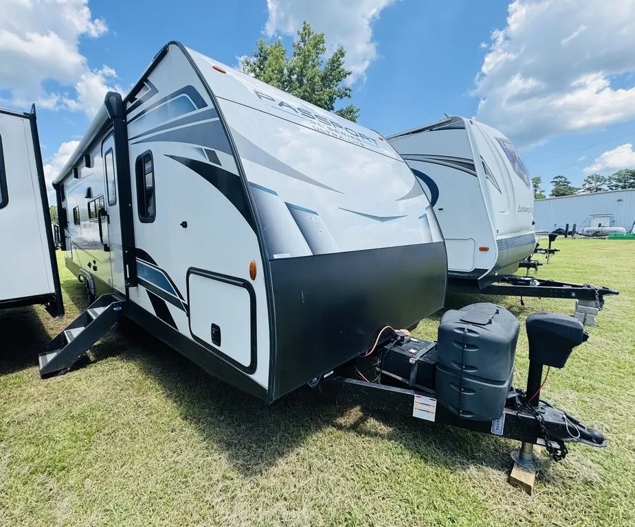 2023 Keystone Passport SL 282QB - Photo 2