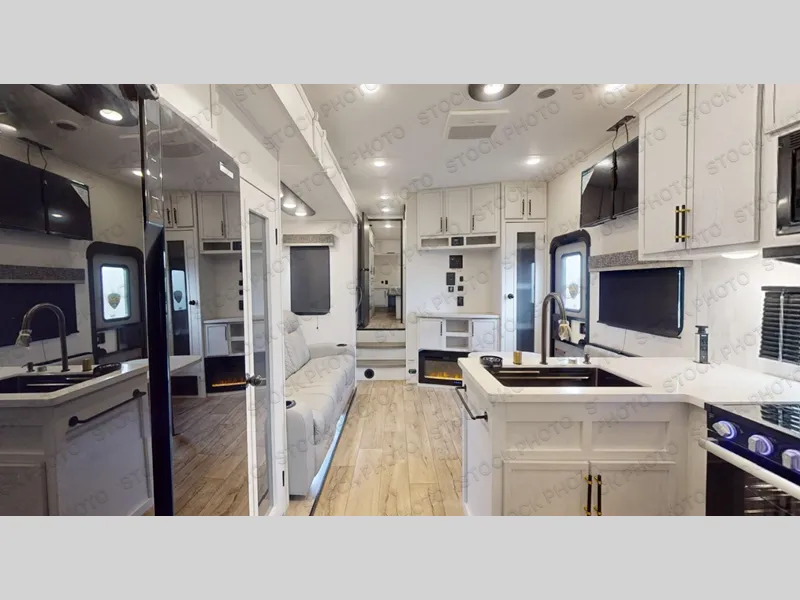 2026 Dutchmen RV Voltage V-Series 3800 - Photo 3