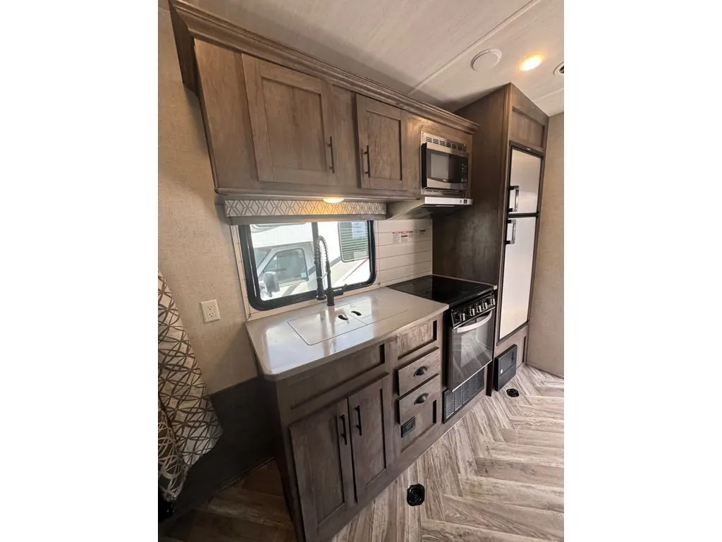 2021 Forest River Stealth FQ2413G, Photos photo 9
