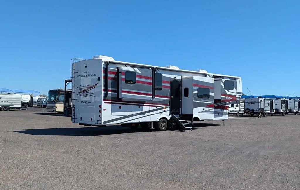2025 Forest River RiverStone 425FO, Photos photo 8