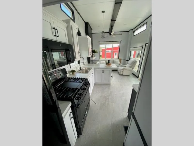 2026 Woodland Park Timber Ridge 265L - Photo 2