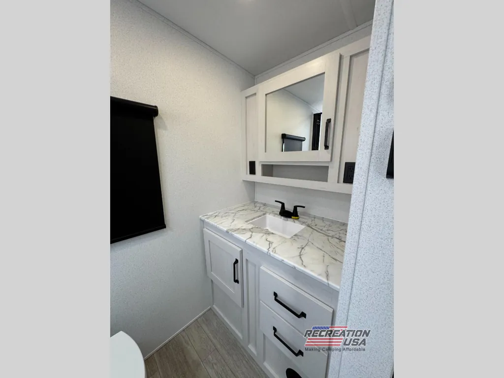 2026 Forest River Solaire 2580RBSS, Photos photo 25
