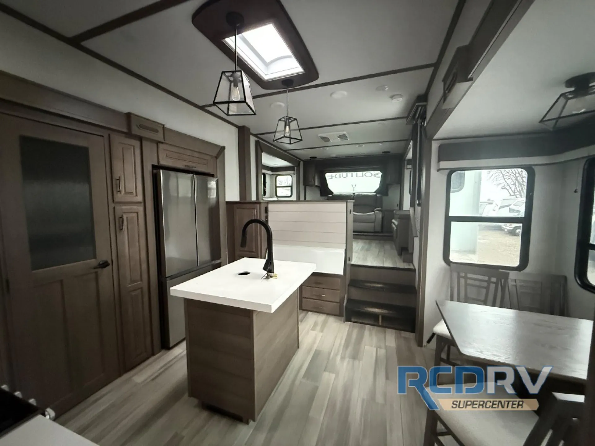 2023 Grand Design Solitude S-Class 3460FL - Photo 4