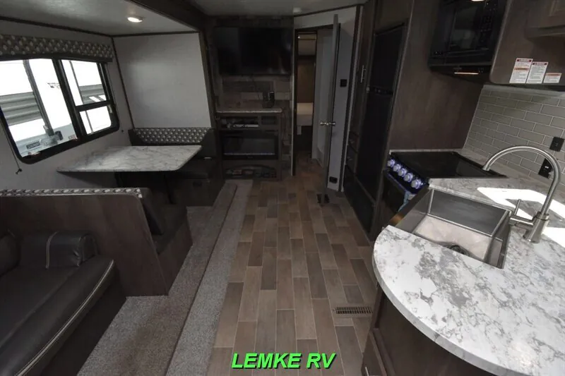 2020 Dutchmen Coleman Lantern 264RL - Photo 3