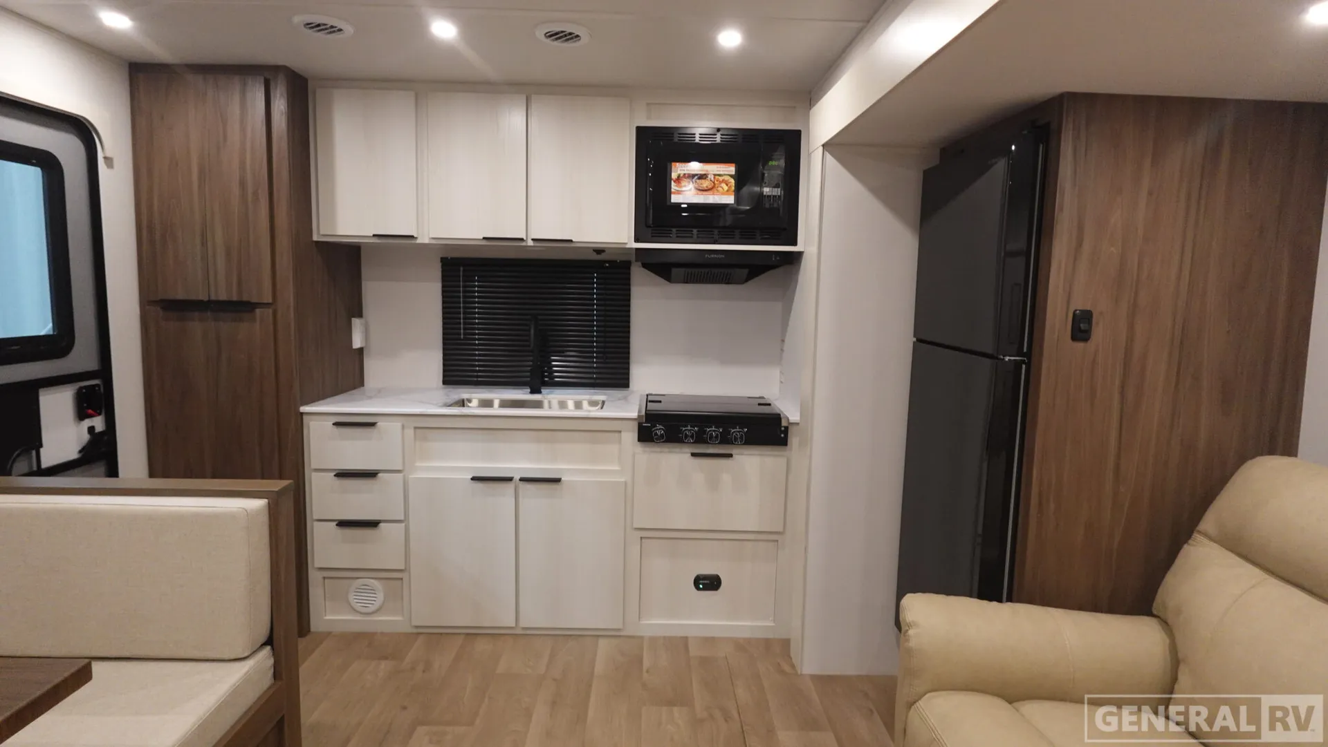2026 Winnebago Access 25RK - Photo 3