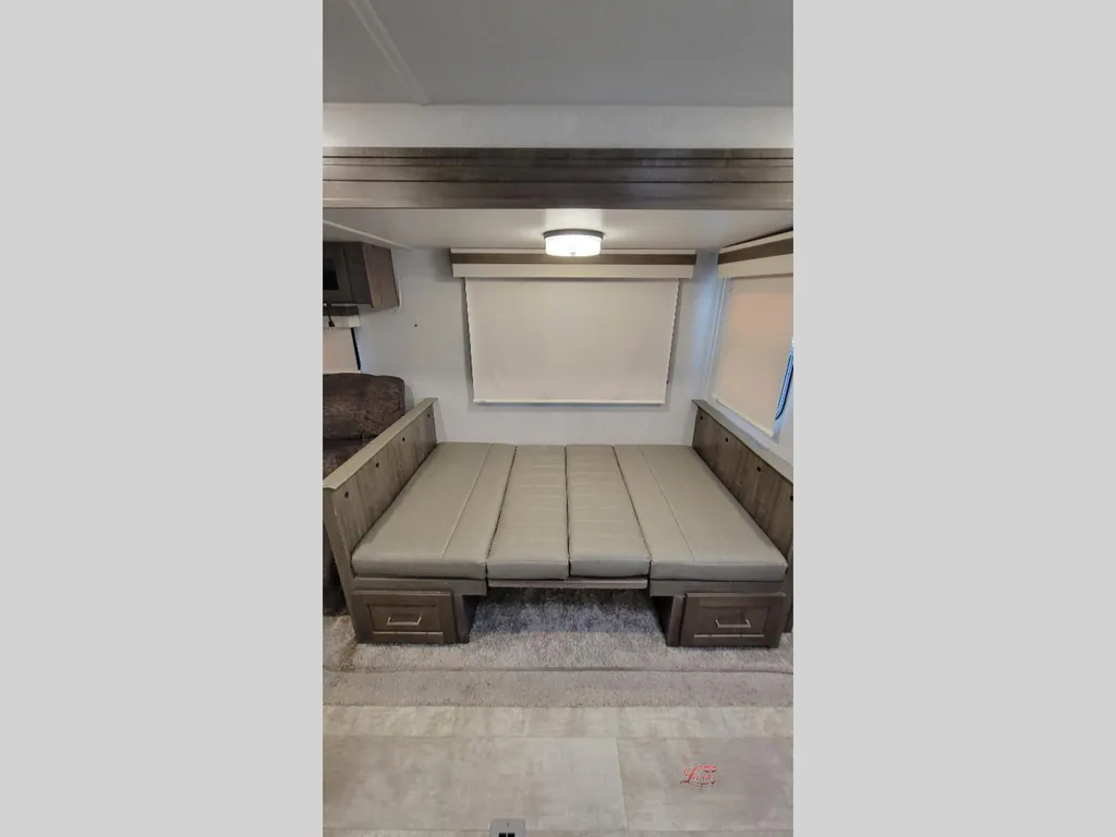 2022 Forest River Rockwood Ultra Lite 2608BS, Photos photo 15