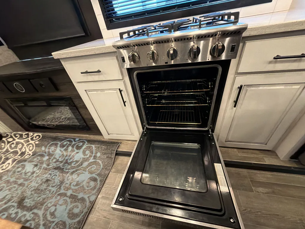 2021 Jayco North Point 387FBTS, Photos photo 11