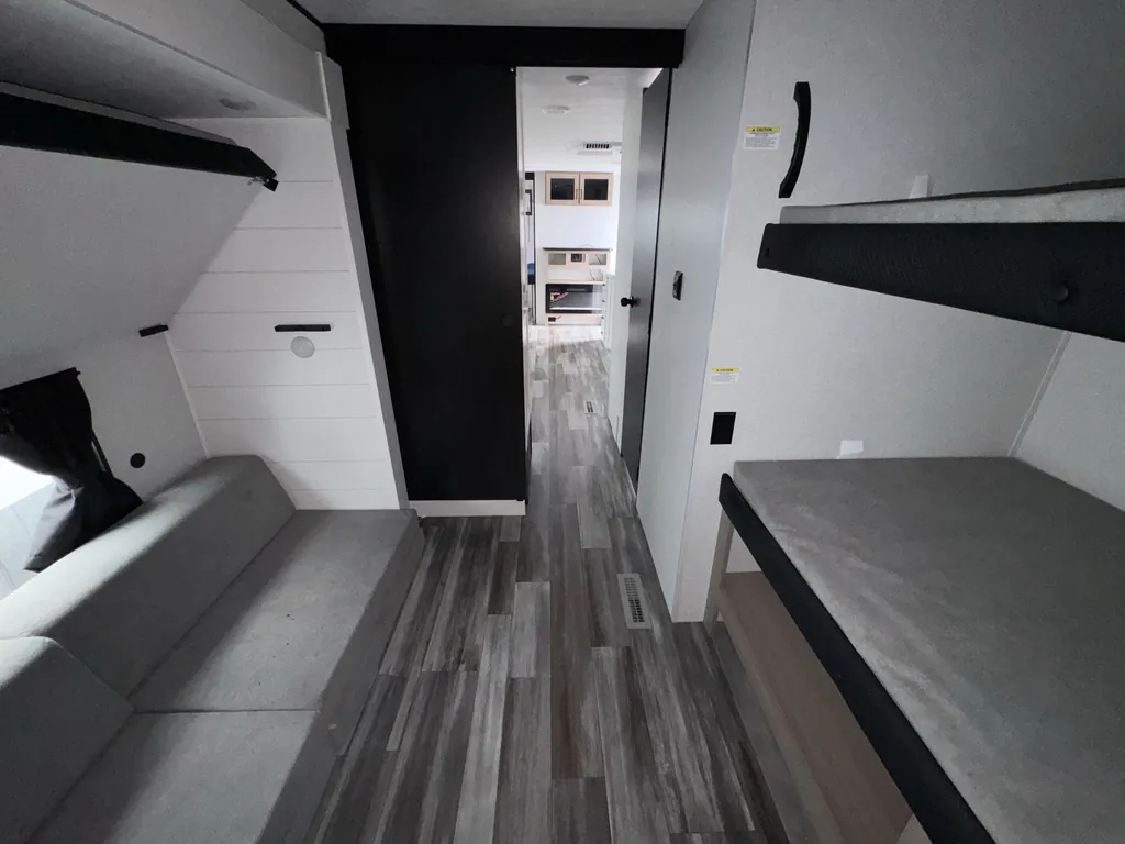 2026 Jayco Jay Flight SLX 321BDS, Photos photo 10