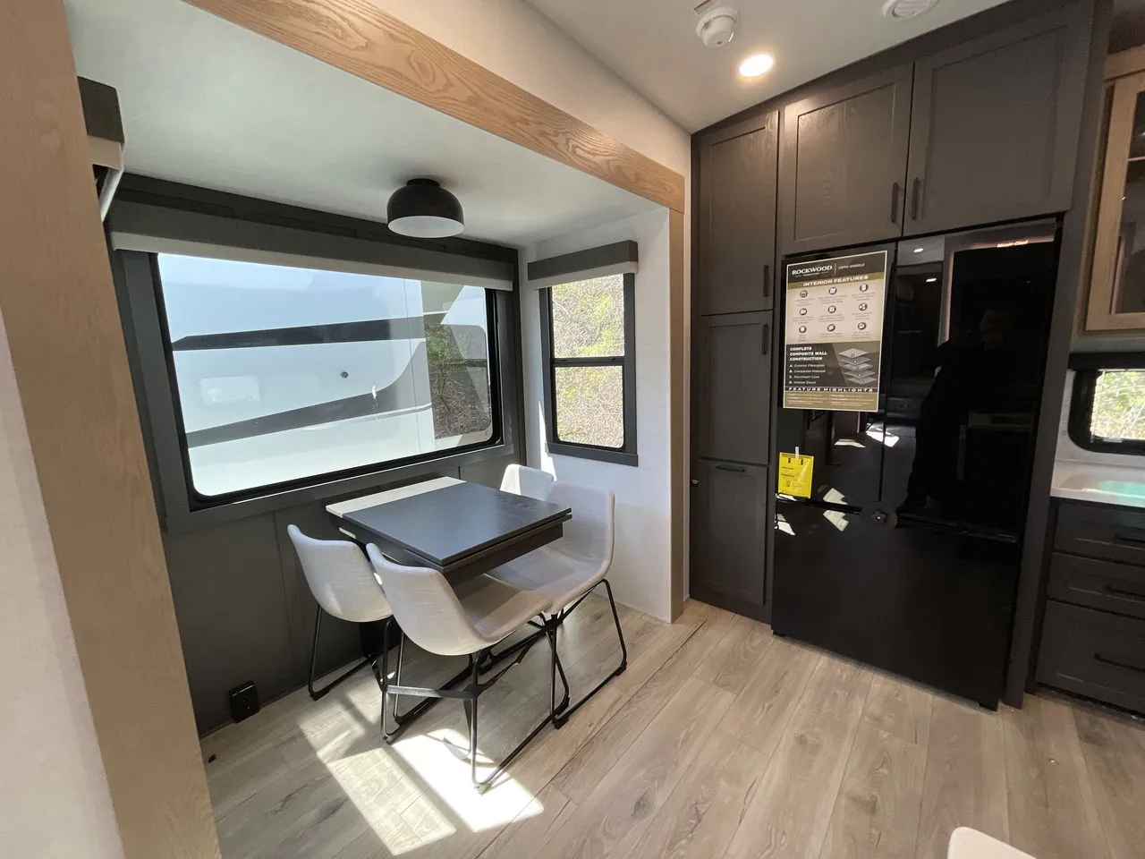 2026 Forest River Rockwood Signature 404SRK - Photo 3