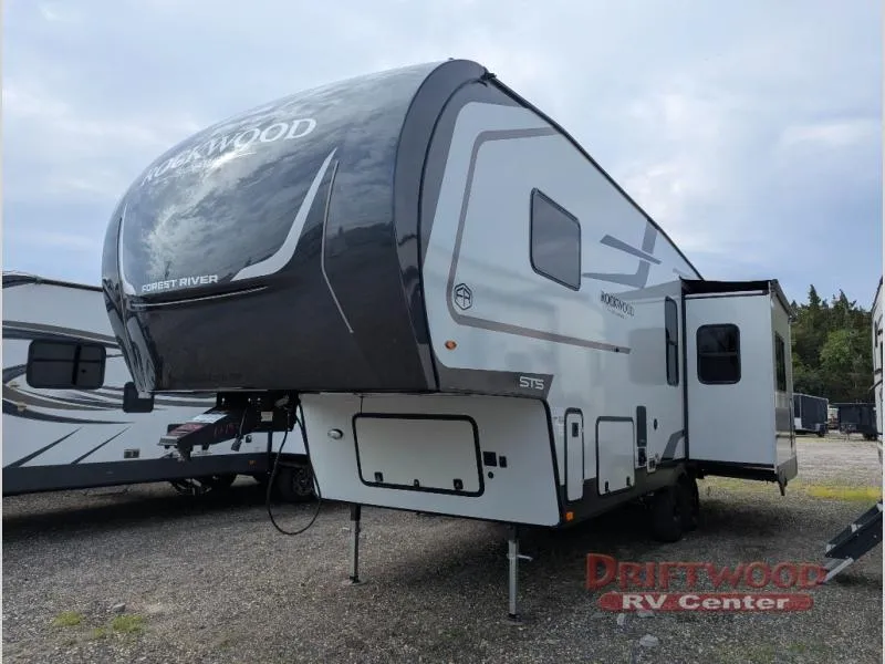 2027 Forest River Rockwood Signature 301RK - Photo 3