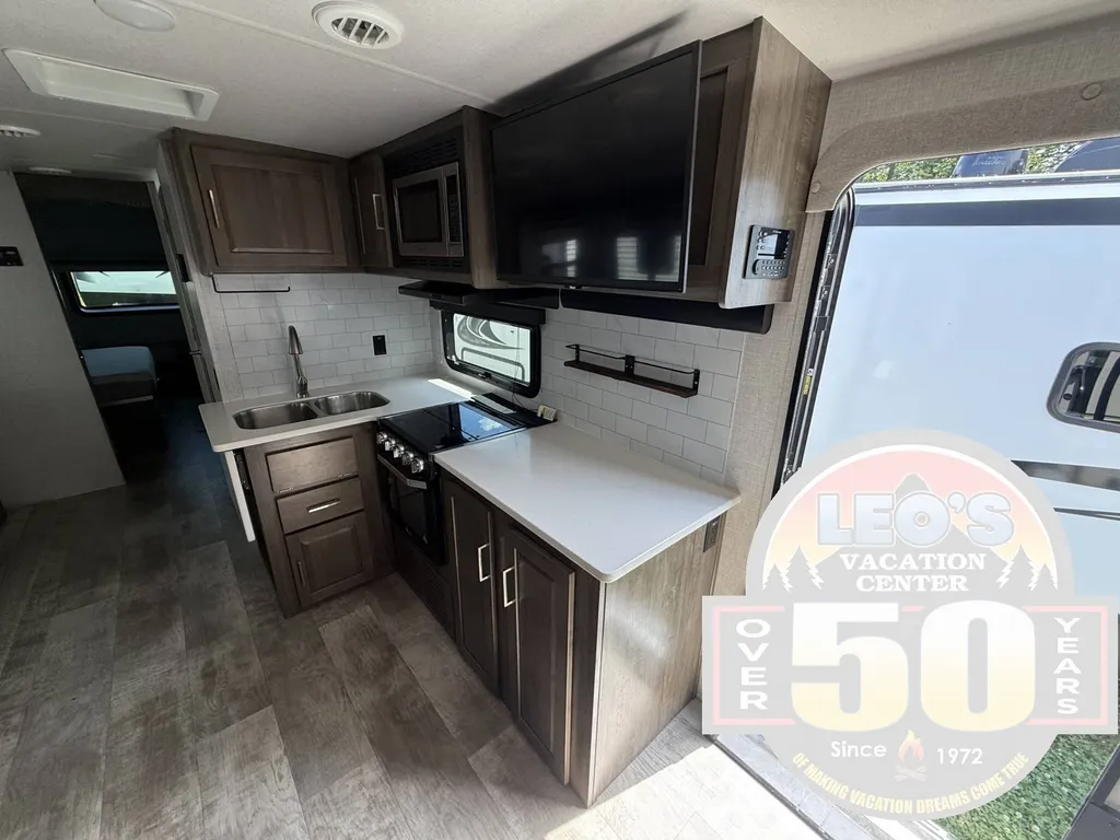 2022 Forest River Rockwood Ultra Lite 2911BS, Photos photo 23