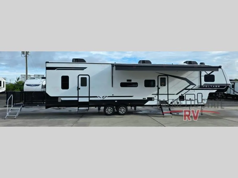 2026 Dutchmen RV Voltage V-Series 3800 - Photo 3