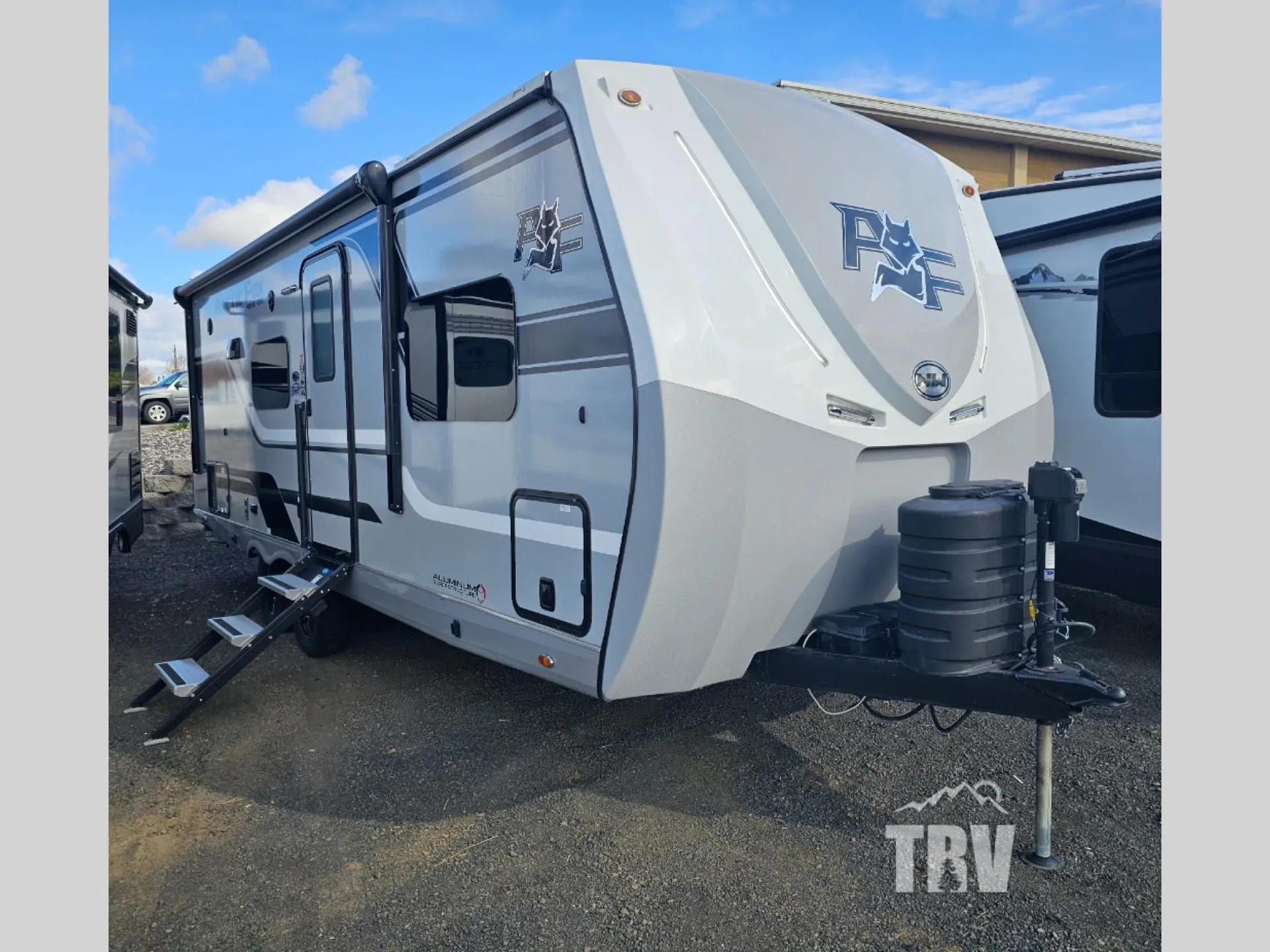 2025 Northwood Arctic Fox North Fork 25R - Photo 2