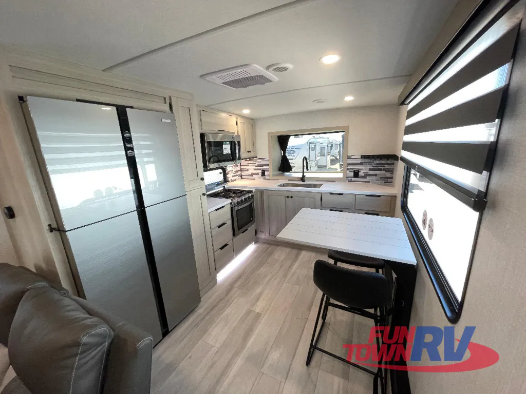 2026 Forest River Cardinal 37GALLEY, Photos photo 7