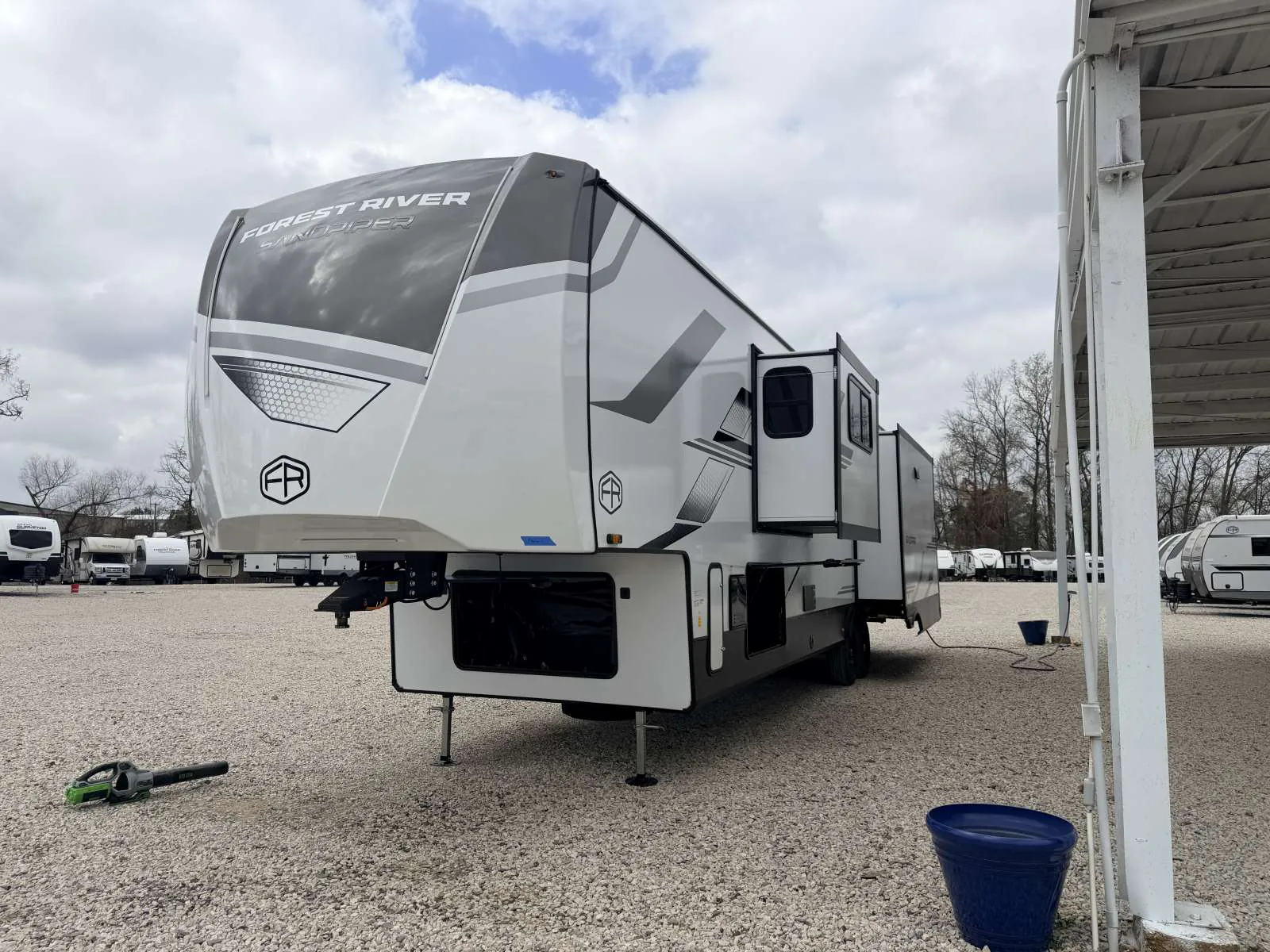 2026 Forest River Sandpiper 3900HBLR - Photo 4