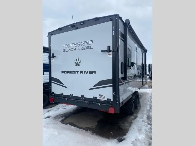 2026 Forest River Cherokee Grey Wolf Black Label 18RRBL - Photo 4