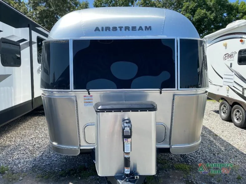 2024 Airstream Globetrotter 27FB - Photo 3