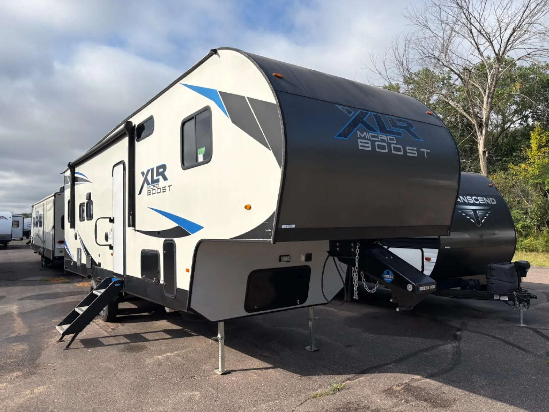 2022 Forest River XLR Micro Boost 301LRLE - Photo 4