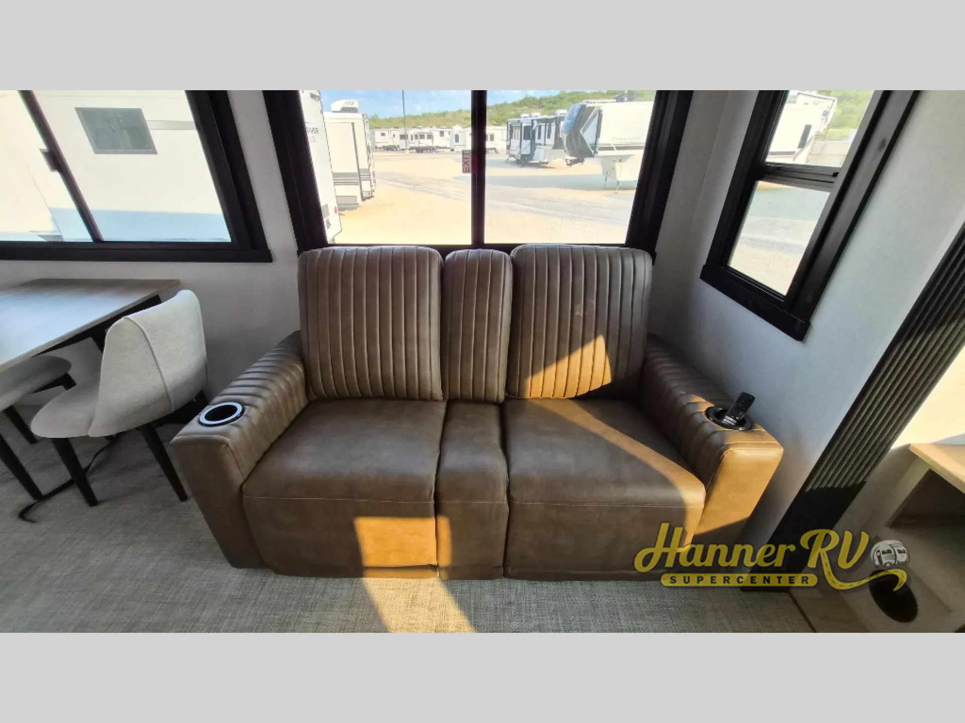 2027 Forest River Wildwood Heritage Glen 308RL — Photo 6