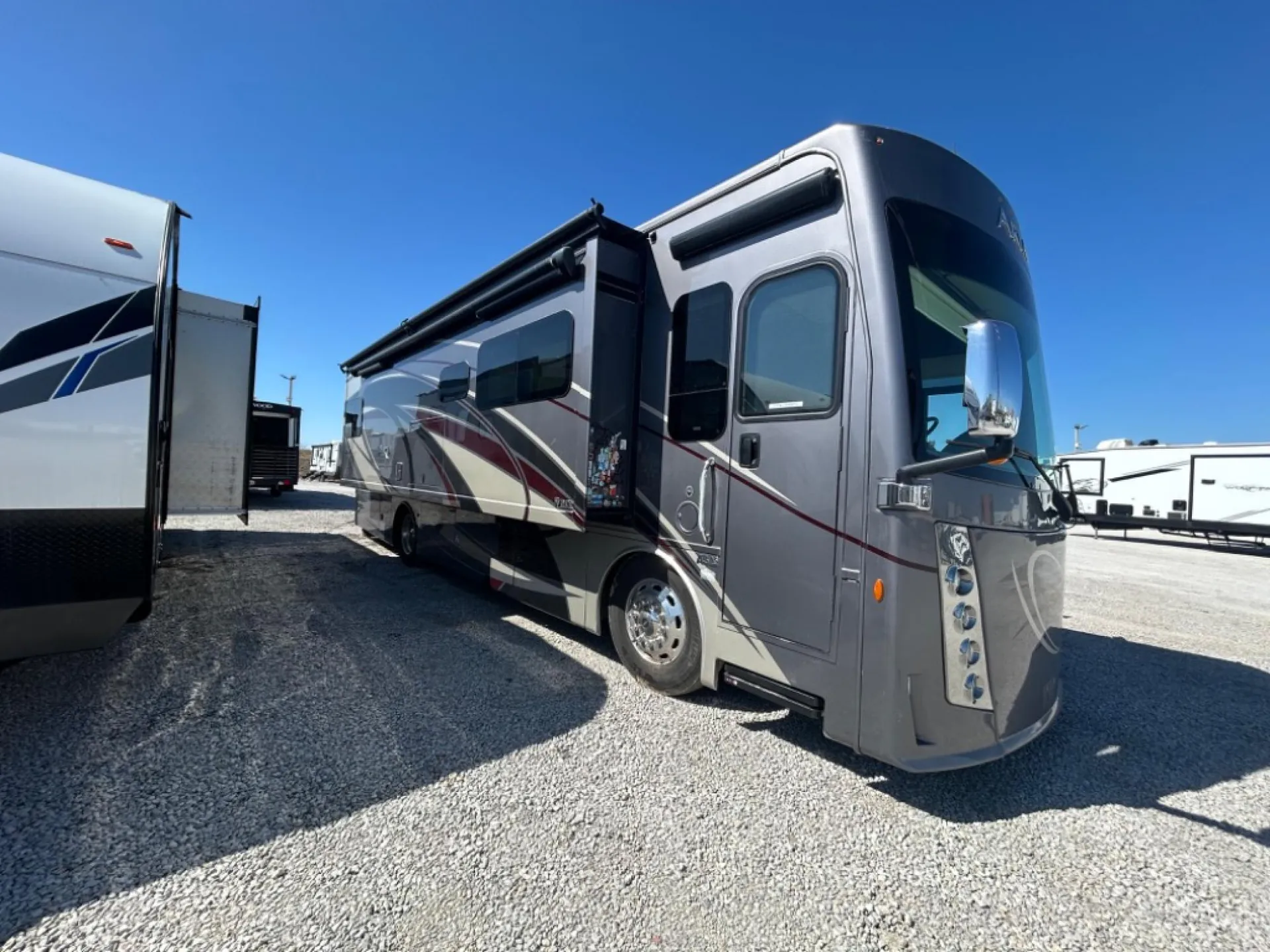 2019 Thor Motor Coach Aria 3401 - Photo 2