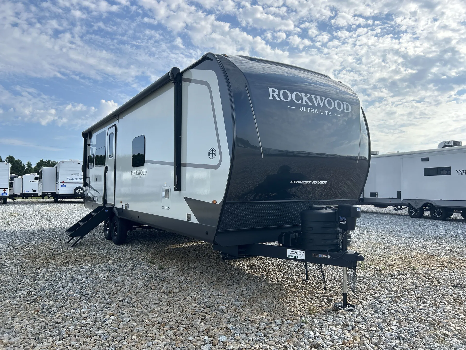 2027 Forest River Rockwood Ultra Lite 2711RK