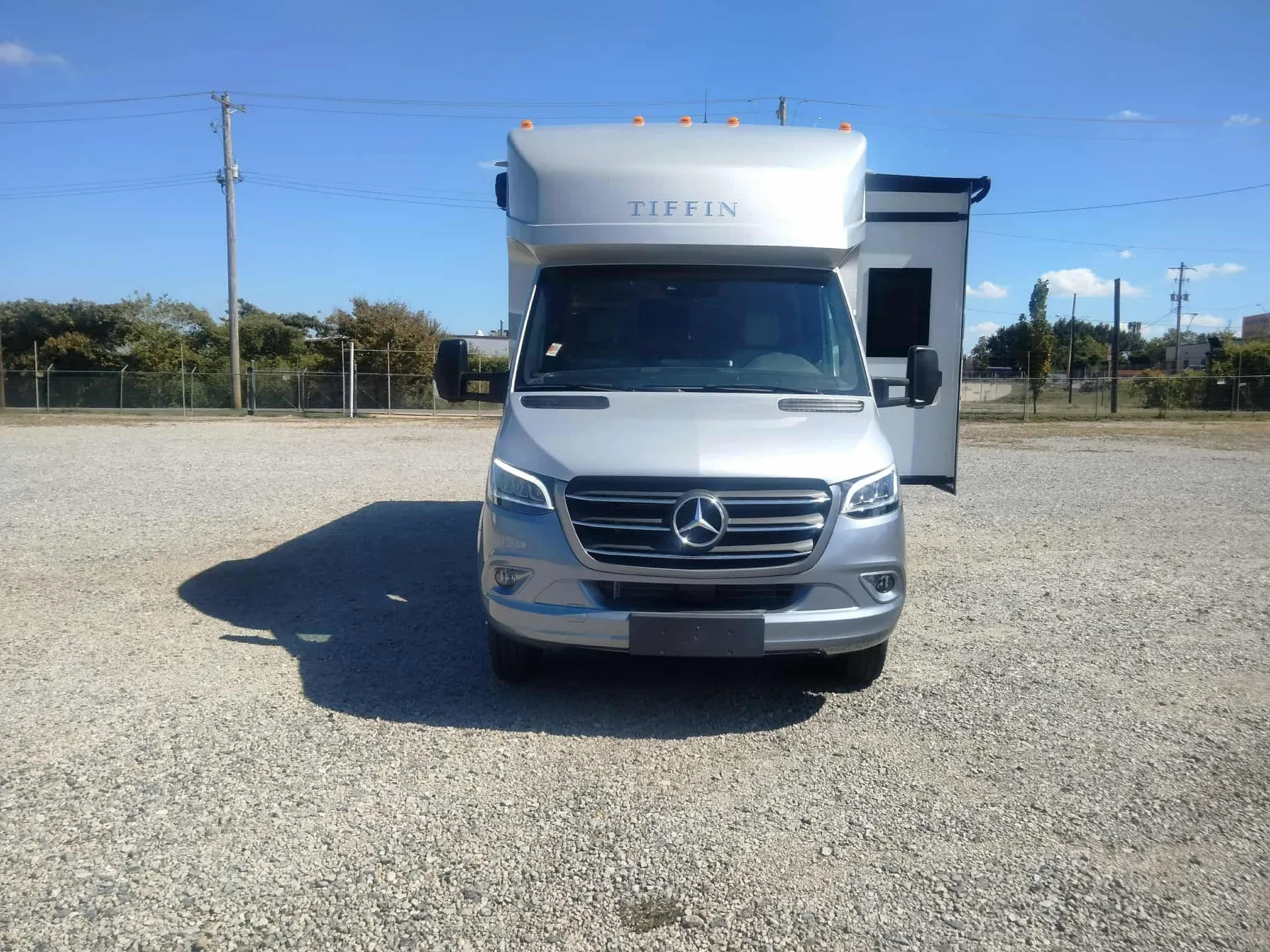 2026 Tiffin Wayfarer 25 XLW - Photo 3
