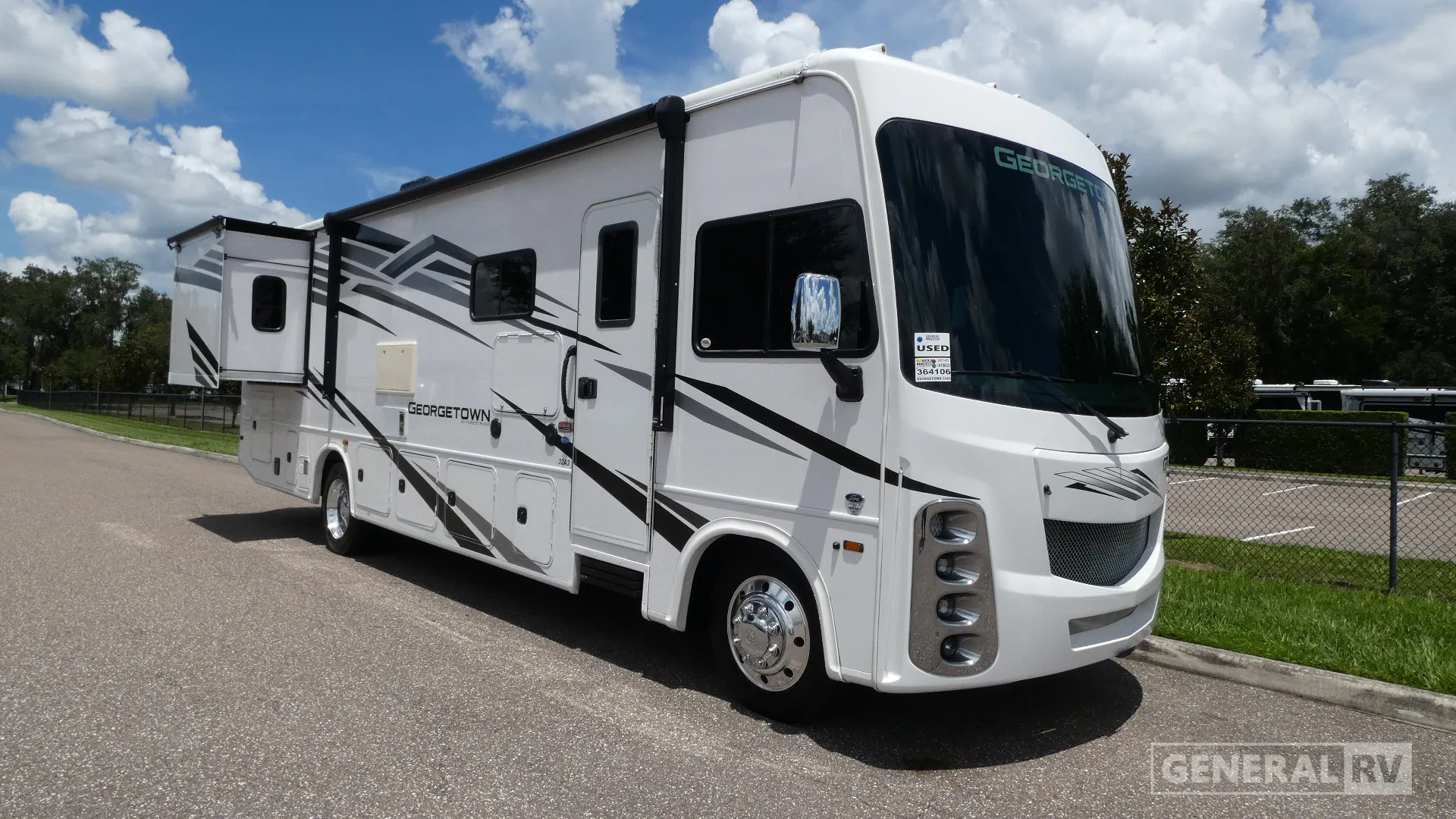 2021 Forest River Georgetown 3 Series GT3 32A3 - Photo 2
