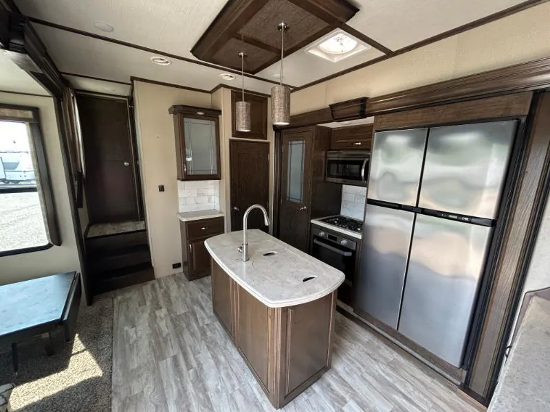 2019 Grand Design Solitude 374TH - Photo 4