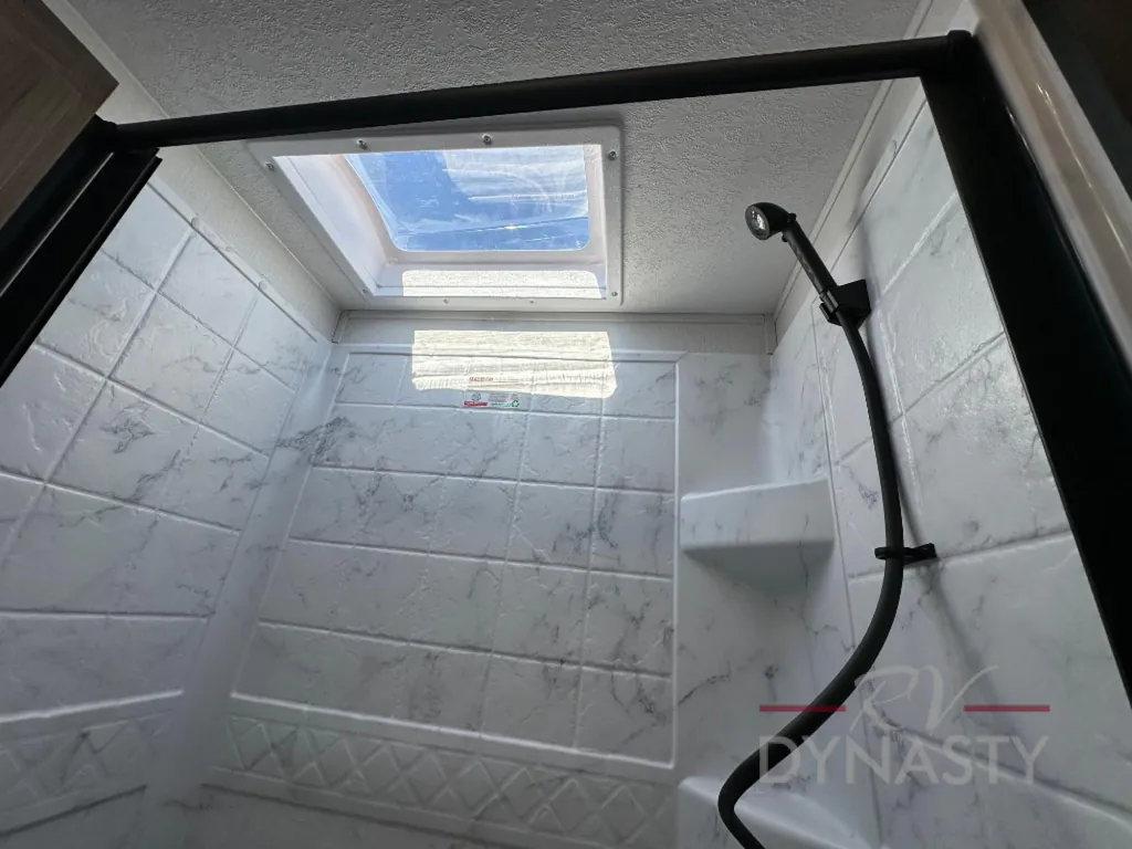 2025 Coachmen Freedom Express Select 29SE, Photos photo 41