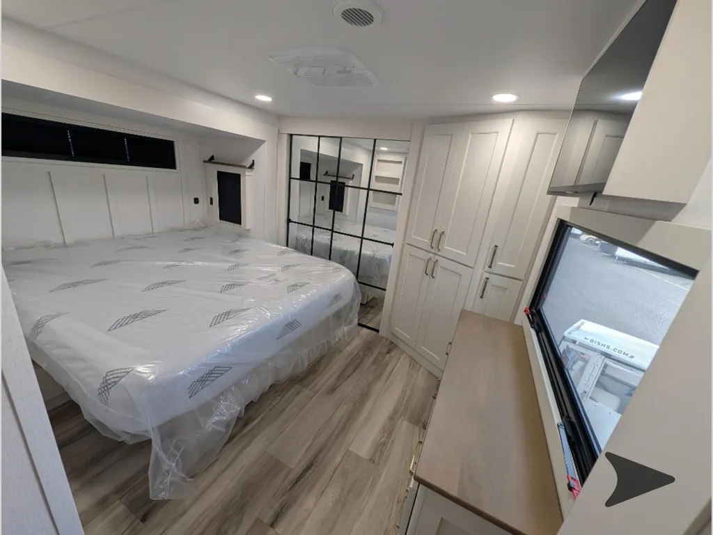 2027 Brinkley Model G 3970, Photos photo 39