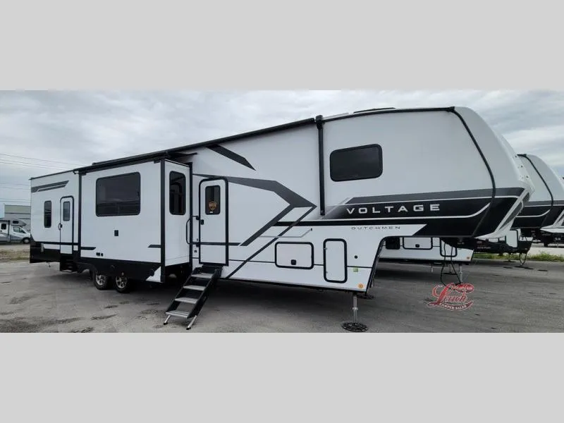 2026 Dutchmen RV Voltage New    3850 - Photo 3