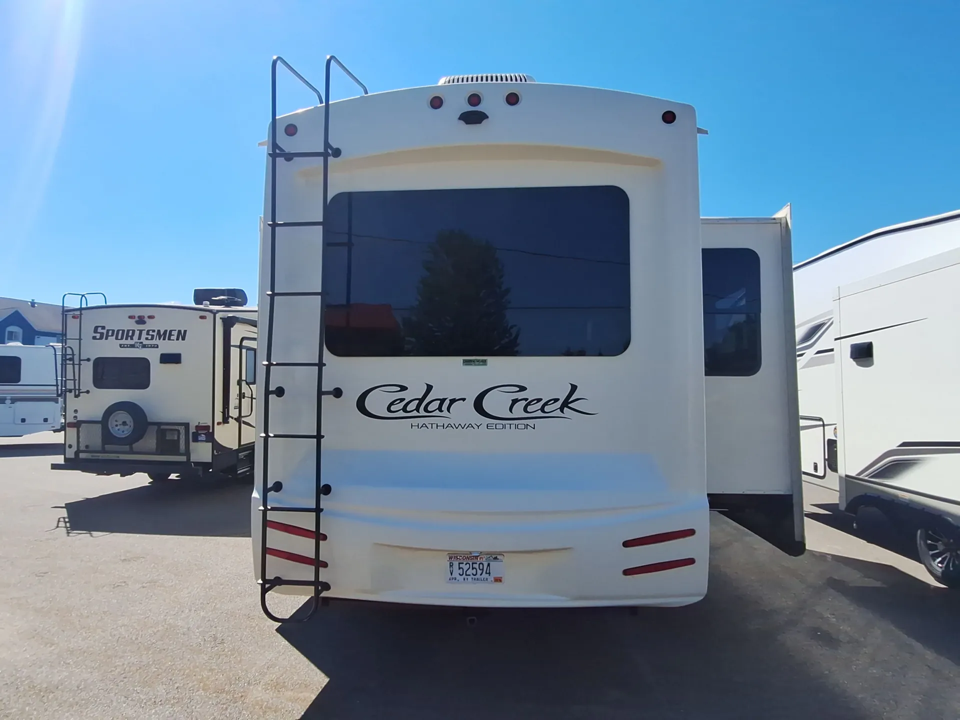 2018 Forest River Cedar Creek Hathaway Edition 34RL2 — backside