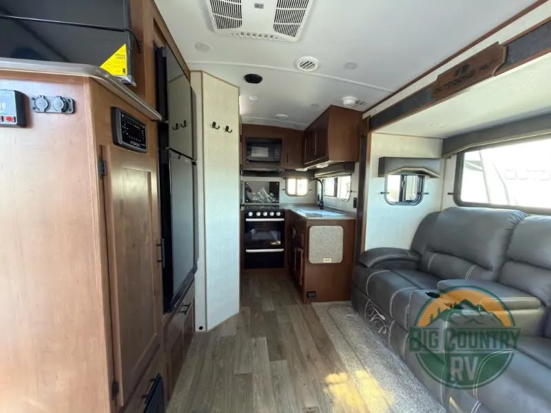 2026 Outdoors RV Creek Side Mountain Series 17CE - Photo 3
