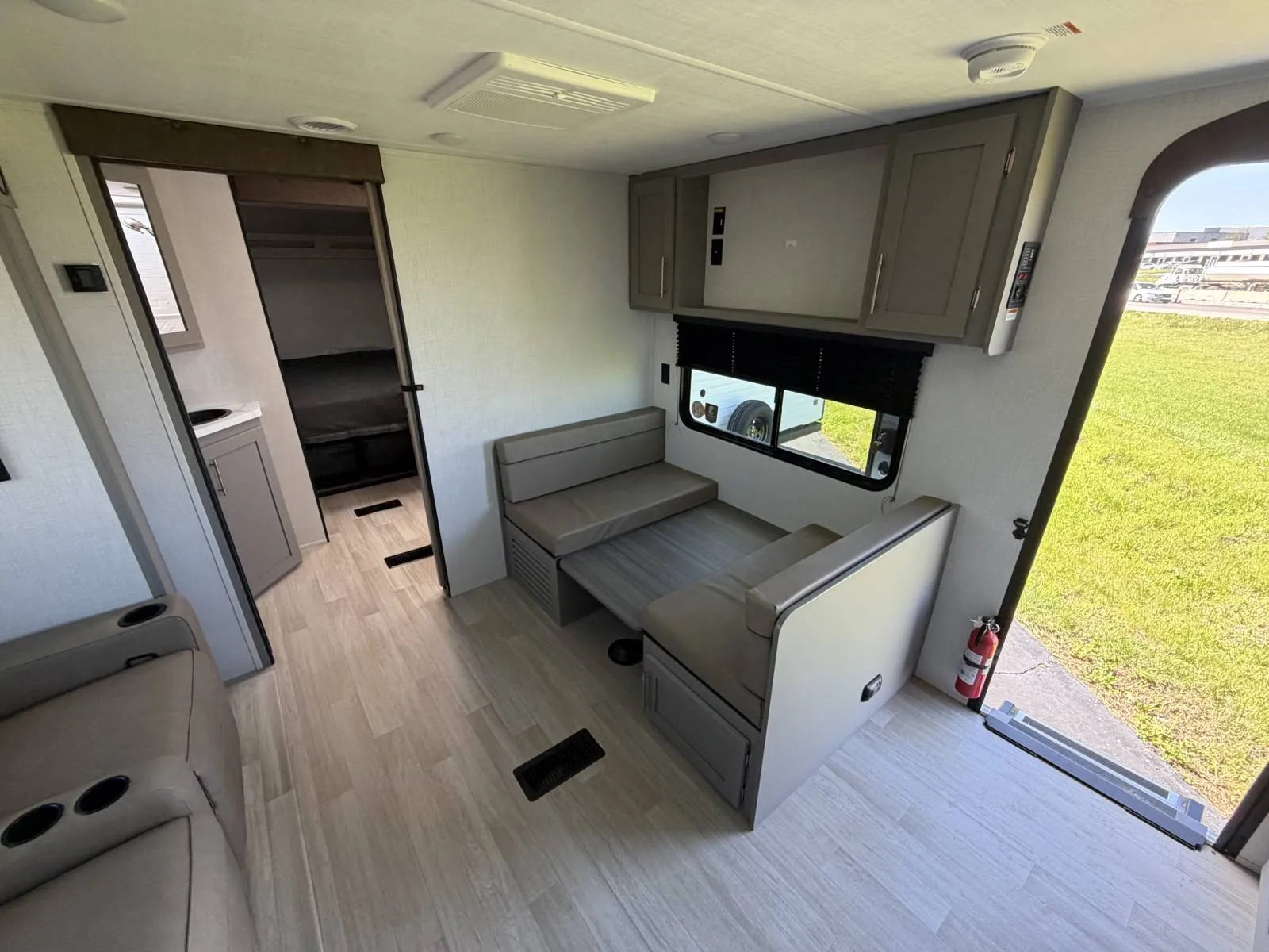 2026 Keystone Hideout 212RKS - Photo 4