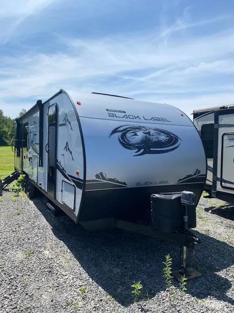2023 Forest River Cherokee Grey Wolf Black Label 26MBRRBL - Photo 2