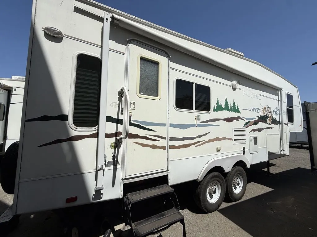 2005 FOREST RIVER WILDCAT 29RLBS - Photo 3