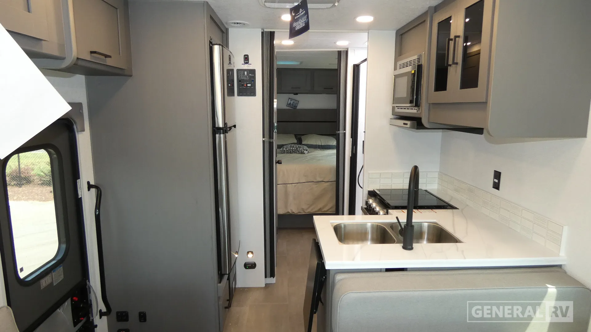 2026 Coachmen Encore SE 27XPS - Photo 3
