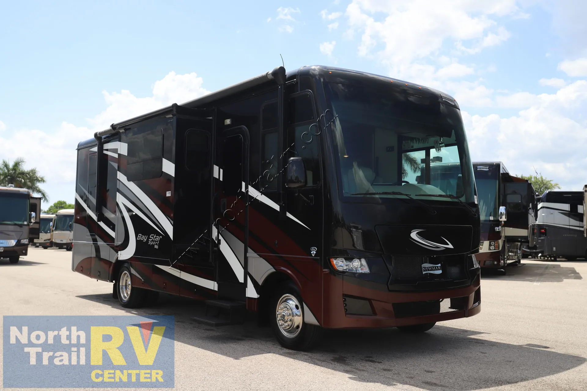 2022 Newmar Bay Star Sport 2905 - Photo 2