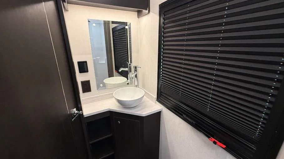2027 Tiffin Wayfarer 25 PW, Photos photo 29