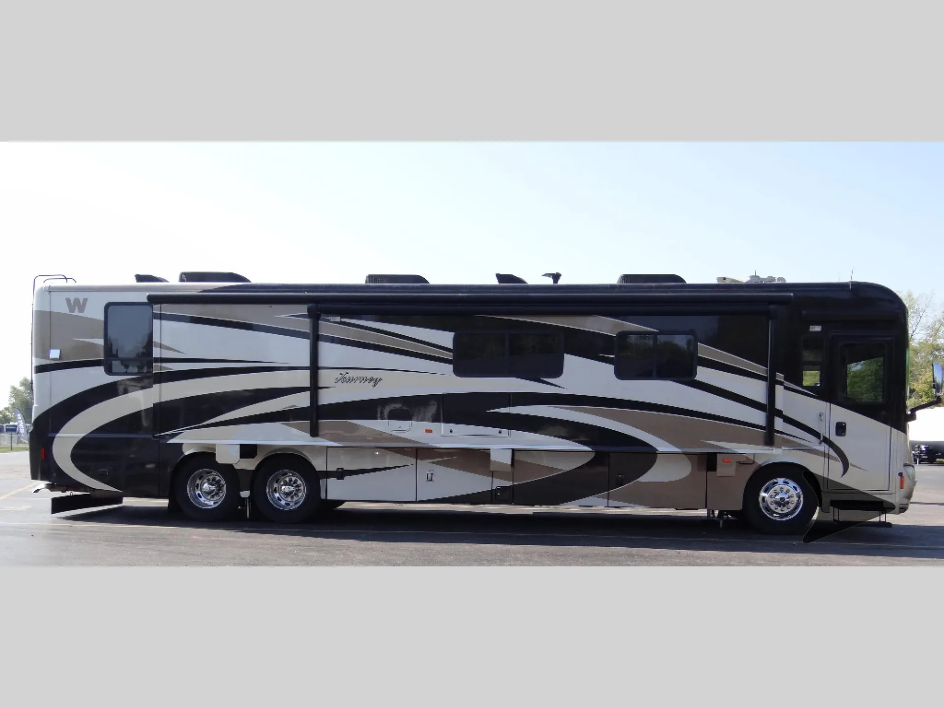 2012 Winnebago Journey 42E - Photo 3