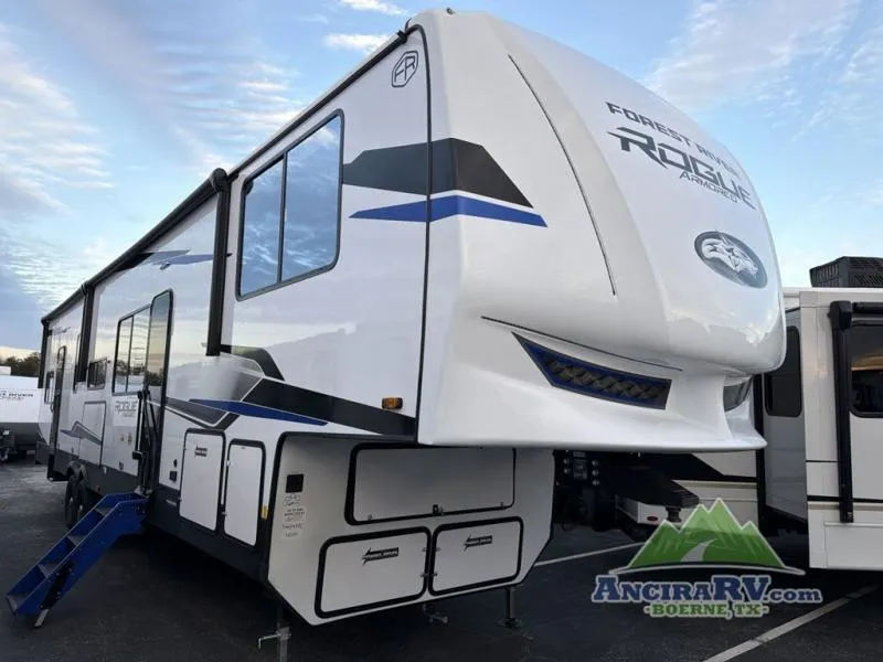 2026 Forest River Cherokee Rogue Armored 4015 - Photo 3