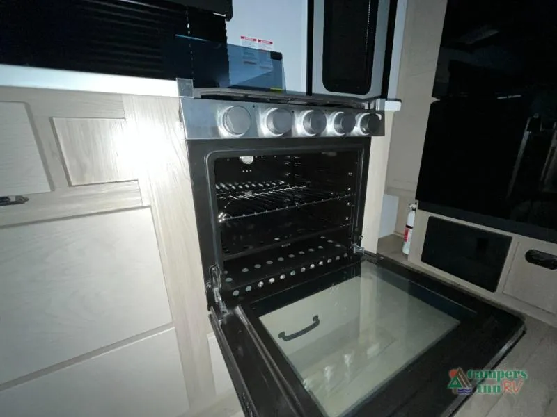 2025 Forest River Rockwood Mini Lite 2109S - Photo 3