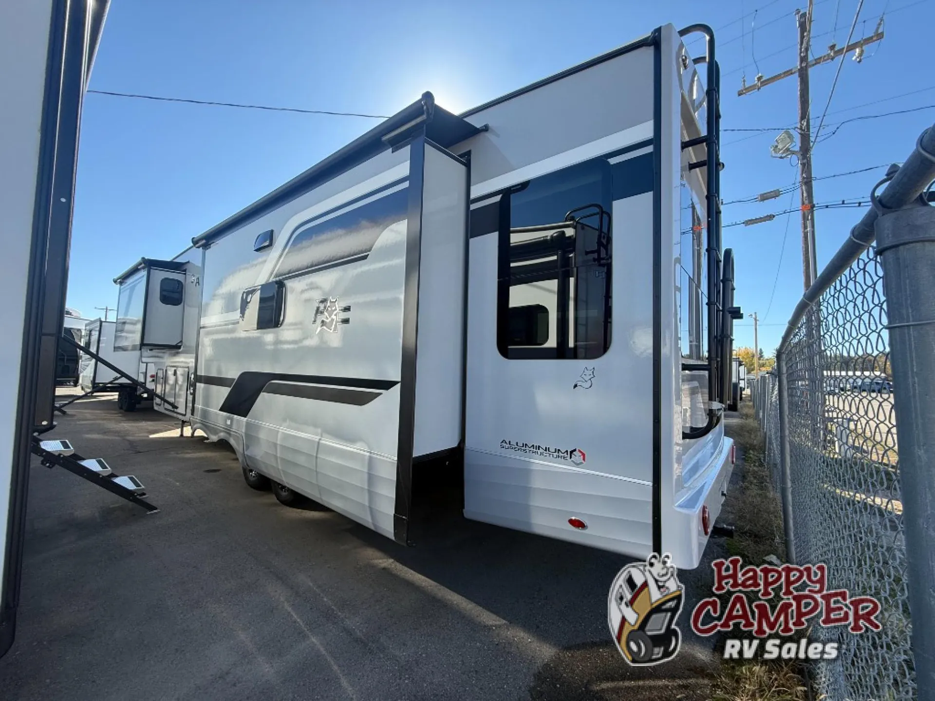 2026 Northwood Arctic Fox NXT 365VS - Photo 4