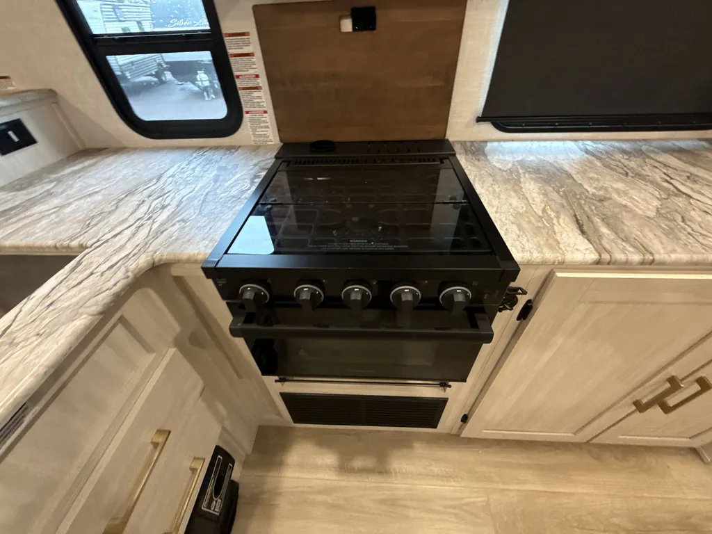 2024 Forest River Surveyor Legend 260BHLE, Photos photo 8