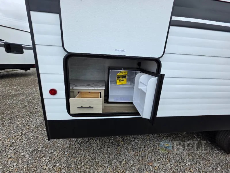 2026 Shasta RVs i-5 Edition 527BHS, Photos photo 15