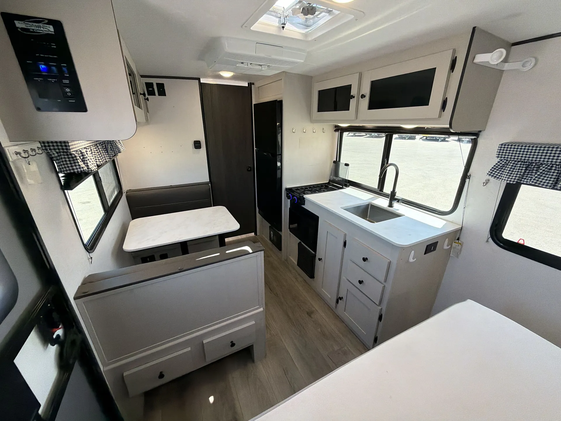 2025 Coachmen Northern Spirit Bijou 18RBB — living area main