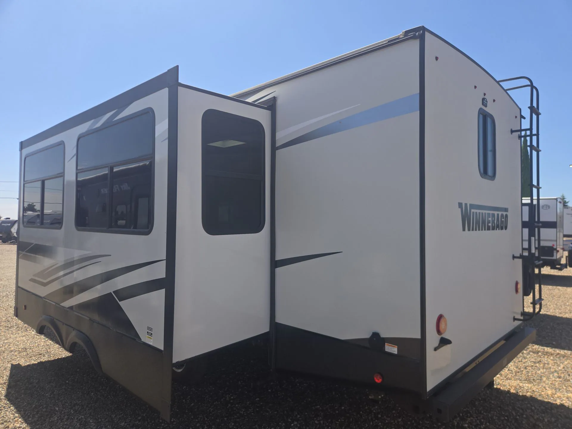 2021 Winnebago Voyage 2831RB - Photo 2