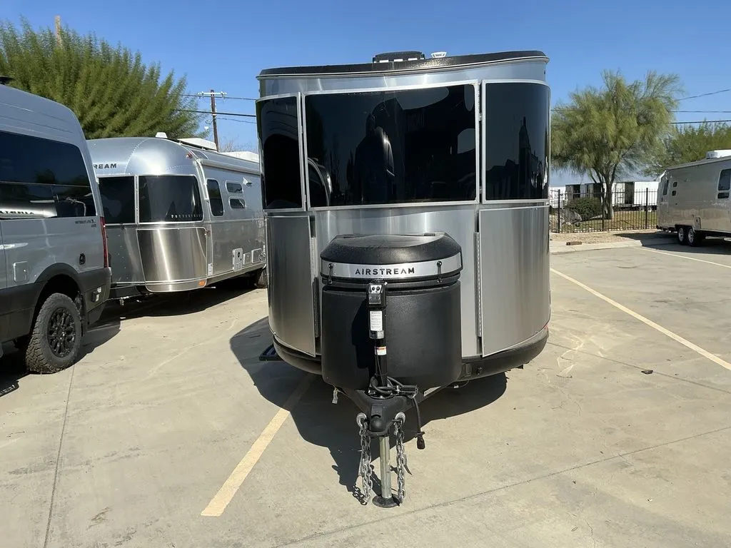 2025 Airstream Basecamp BASE - Photo 3